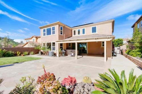 714 Pico Canyon Ln, Brea, CA 92821-7419