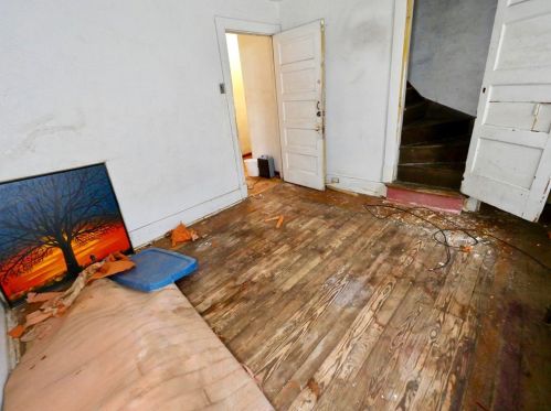 359 13 Ave, Whitaker PA  15120-1405 exterior