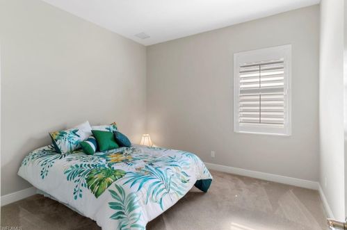 4464 Tamarind Way, Naples FL  34119-9684 exterior