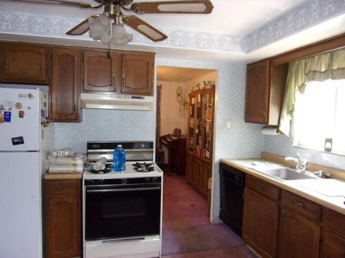 6387 Lowell Dr, Verona PA  15147-3515 exterior