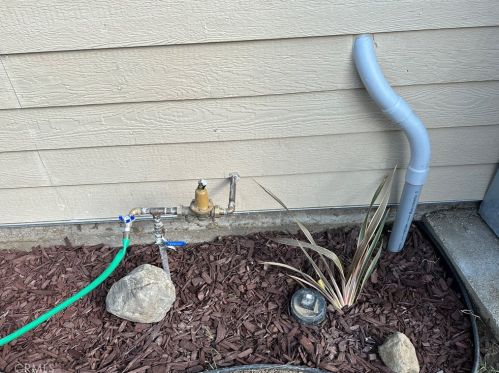 220 Mountain View Ave, Glendora CA  91741-3301 exterior