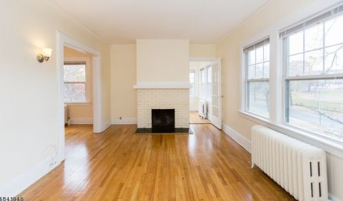 45 Essex Ave, Montclair NJ  07042-4124 exterior