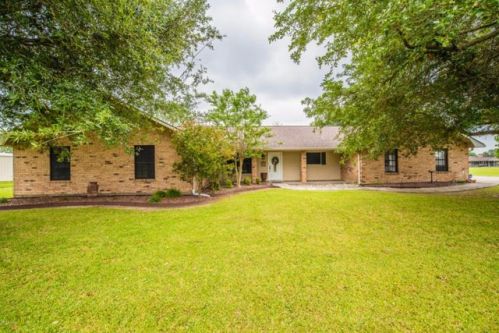 144 Becky Dr, Crowley, LA 70526-0905