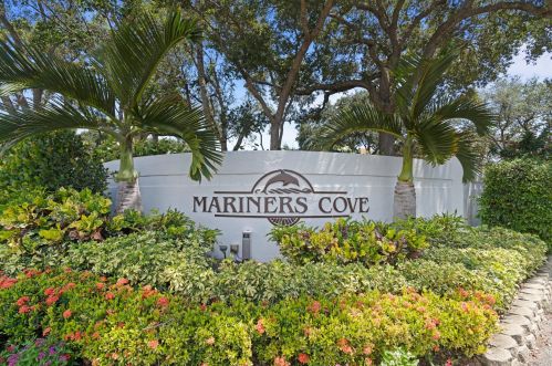 2339 Treasure Isle Dr, West Palm Beach, FL 33410-1354