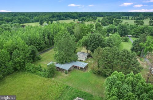 1823 Harvey Straughn Rd, Blackbird DE  19734-9646 exterior