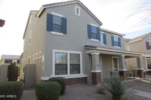 1737 Roanoke St, Gilbert, AZ 85295-0600