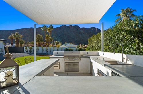 52190 Avenida Diaz, La Quinta CA  92253-3226 exterior
