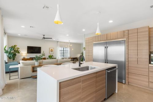 2529 10th St, Phoenix AZ  85006-1055 exterior