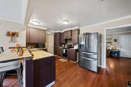 266 Hillcrest Ave, Benicia CA  94510-2225 exterior
