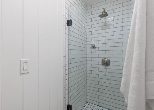 1961 Misty Cir, Encinitas CA  92024-3139 exterior
