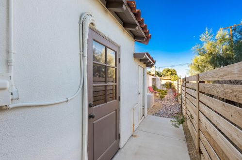 67658 Club House Dr, Desert Hot Springs CA  92241-7425 exterior