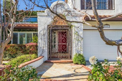 24453 Brook Ct, Santa Clarita, CA 91321-3500