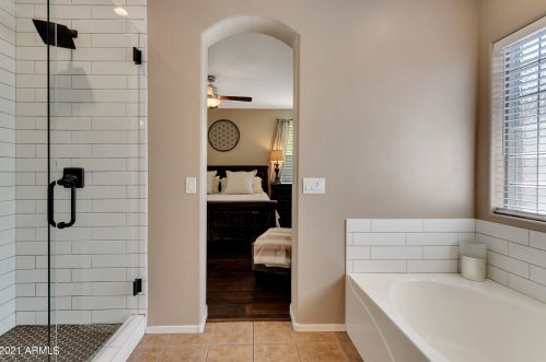 35205 30 Dr, Phoenix AZ 85017-4157 exterior