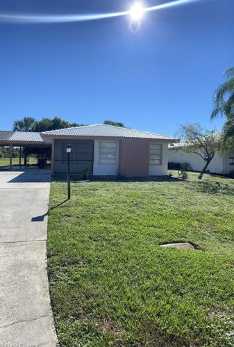 1610 Ridgecrest St, Lehigh Acres, FL 33936-5813