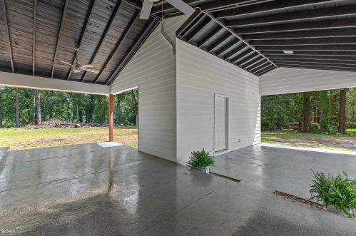 325 Kelly Dr, Fayetteville GA  30214-1126 exterior