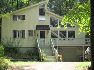 23 Paxton Ct, Goshen, CT 06756-2108
