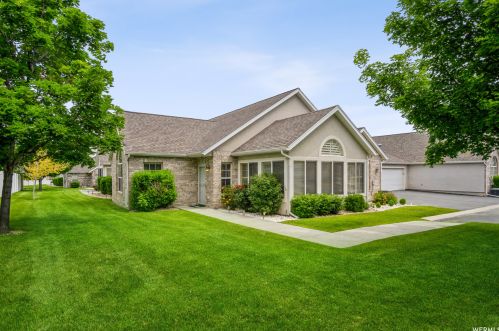 3218 Hunter Villa Ln, Salt Lake City, UT 84128-7259