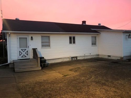 3212 45th St, New Brighton, PA 15066-2501