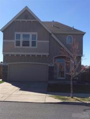 2806 Sedalia Loop, Bend OR  97701-9869 exterior