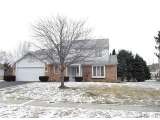 7320 Fox Ln, Holland, OH 43528-9362