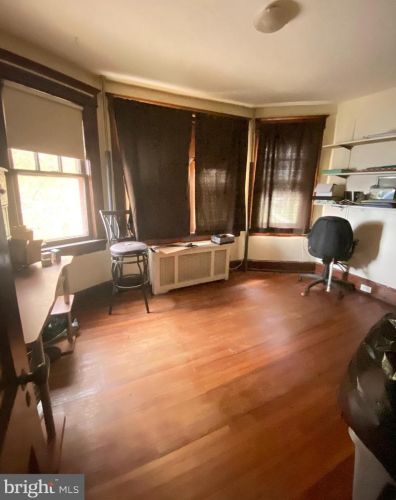 120 Ingham Ave, Trenton NJ  08618-3714 exterior