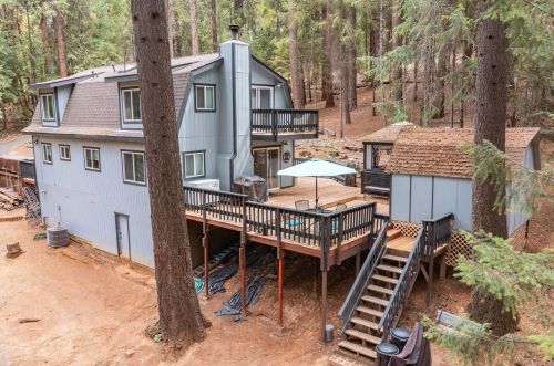 16199 Pioneer Creek Rd, Pioneer CA  95666-9415 exterior