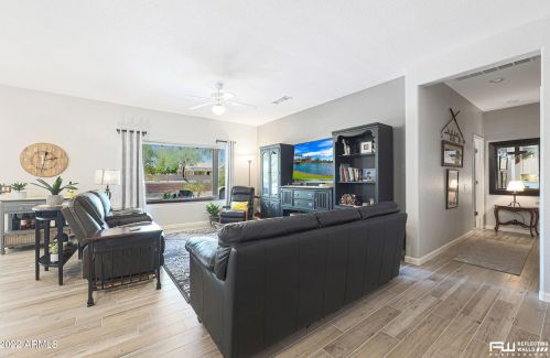 15874 Cisa Rio Ln, Sun City, AZ 85374-5658