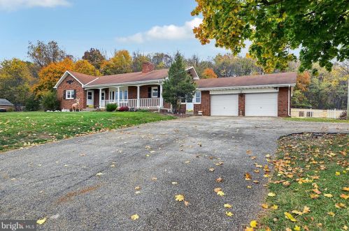 2345 Carlisle Pike, Hanover PA  17331-8777 exterior