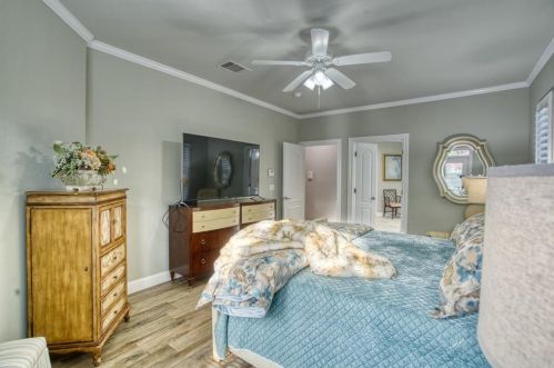 500 Dove Holw Trl, Georgetown TX 78633-5066 exterior