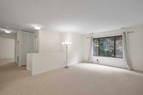 2712 Pne Cone Ct, Poughkeepsie NY  12603-7112 exterior