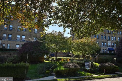 900 Valley Rd, Melrose Park, PA 19027-3272