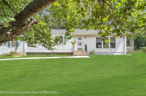 125 Marvin Rd, Middletown, NJ 07748-2815