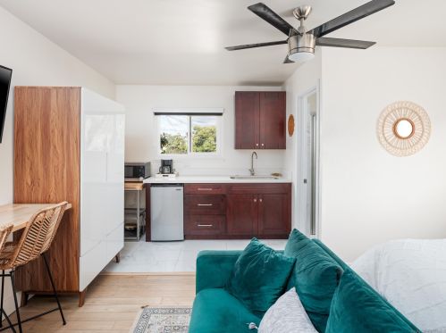 2420 Upas St, San Diego CA  92104-4049 exterior