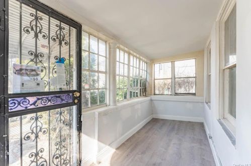 217 Franklin Ave, Mount Vernon NY  10550-3610 exterior