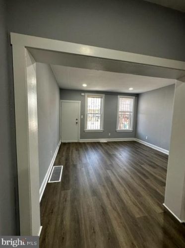 107 State St, Camden NJ  08102-2159 exterior