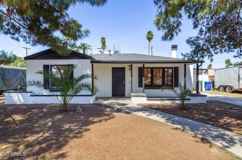780 1st Pl, Mesa, AZ 85201-6405