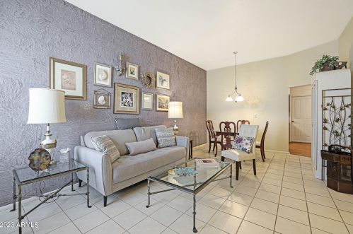 9942 Lancaster Dr, Sun City, AZ 85351-2831