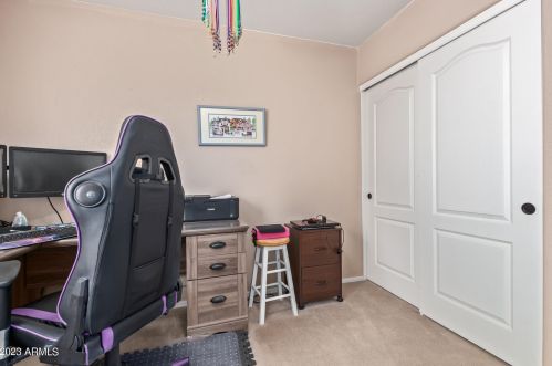 967 Leslie Ave, San Tan Valley AZ  85140-4439 exterior