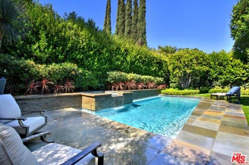 5037 Gaviota Ave, Van Nuys CA  91436-1427 exterior