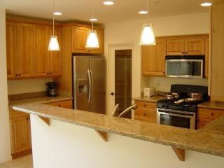 719 Diamond St, San Diego CA  92109-2447 exterior