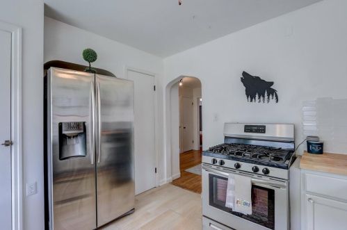 3309 85, Milwaukee WI 53227-4615 exterior