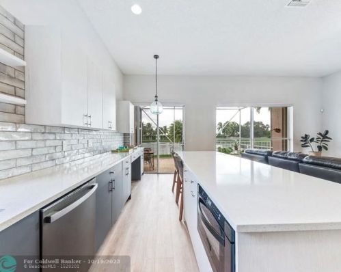 13072 18th Ct, Hollywood FL  33028-2511 exterior