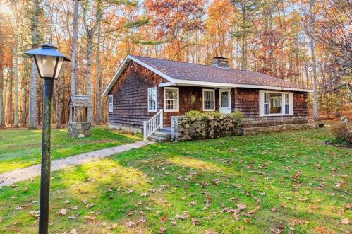 375 Providence Pike, Putnam CT  06260-2516 exterior