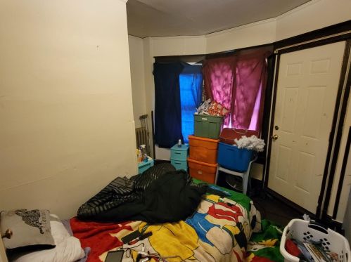 733 32nd St, Milwaukee WI 53215-1103 exterior