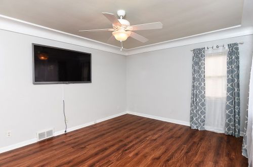 1718 Hart St, New Castle PA  16101-1316 exterior