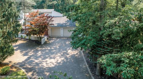 1164 Deal Rd, Tinton Falls, NJ 07712-2506