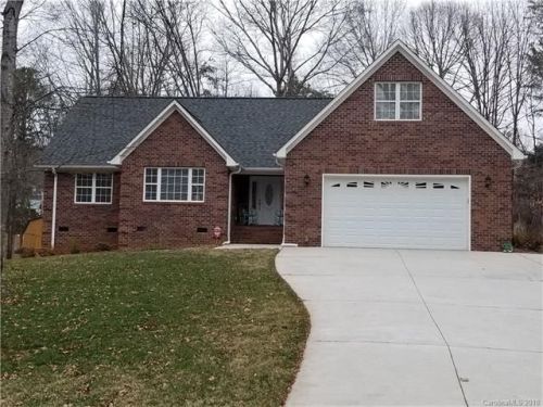 130 Wildflower Ln, Statesville, NC 28625-8596