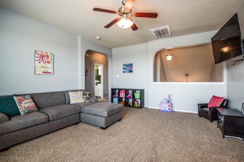 2268 Laurel Frst Dr, Fort Worth TX 76177-3510 exterior