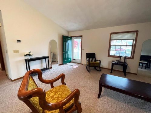 102 Ellis Ave, Randolph, WI 53956-1332