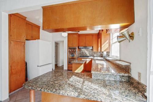 3540 Olive Ave, Long Beach CA  90807-4644 exterior